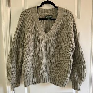 Cozy Knit V-Neck Sweater - Gray